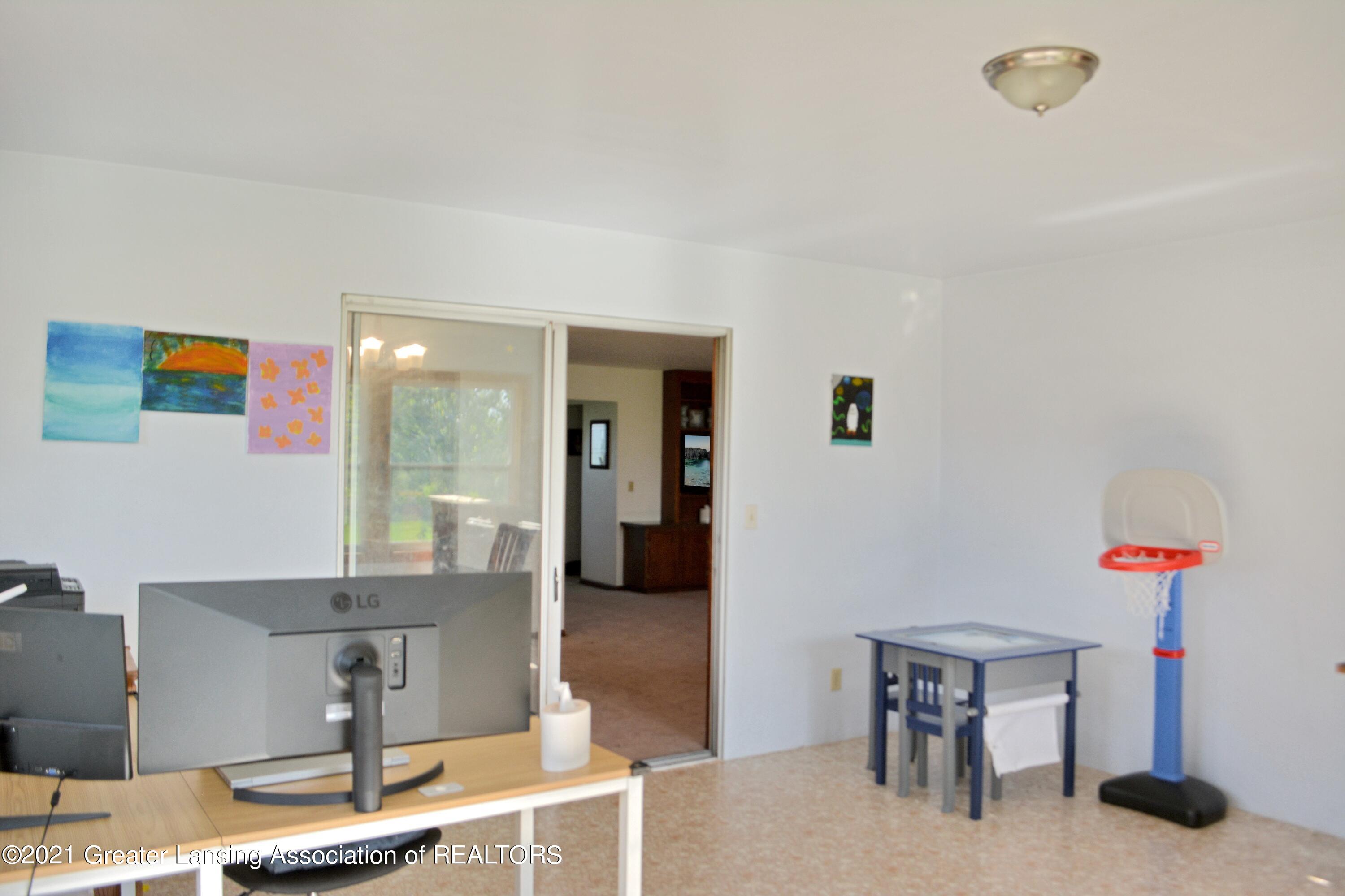 6653 Simpson Road Ovid, MI 48866 - Photo 29 of 41 DSC_0822
