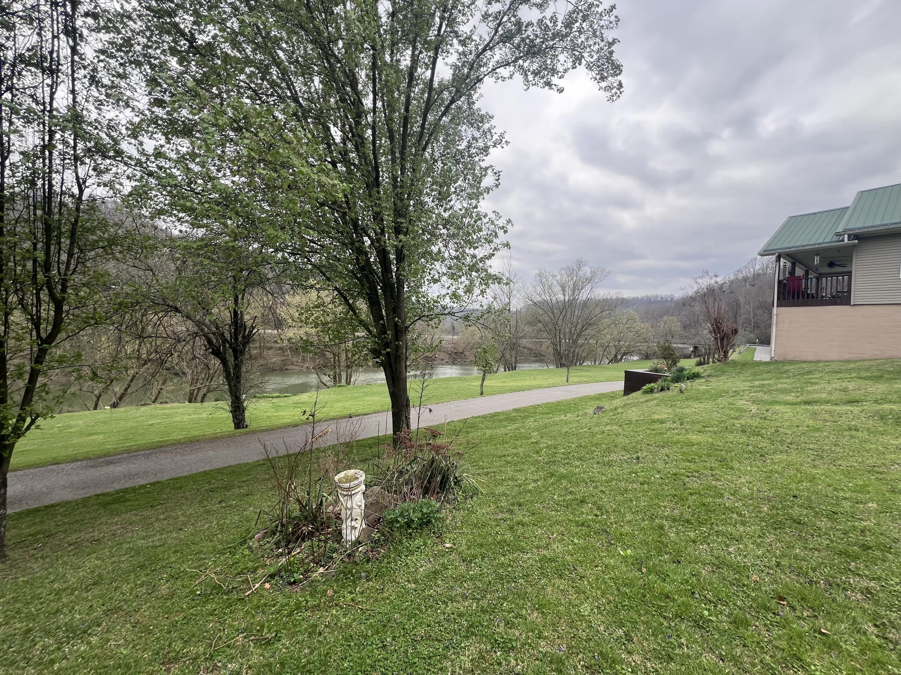 59 River Road Calvin, KY 40813 - Photo 32 of 74 IMG_0817