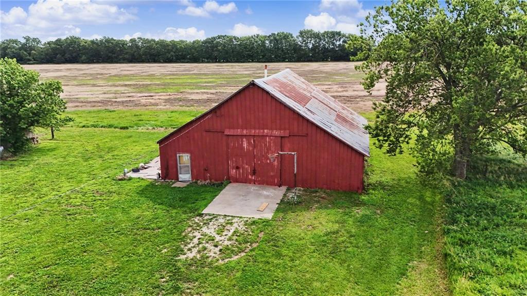 15496 Southeast Norton Road Kincaid, KS 66039 - Photo 33 of 66