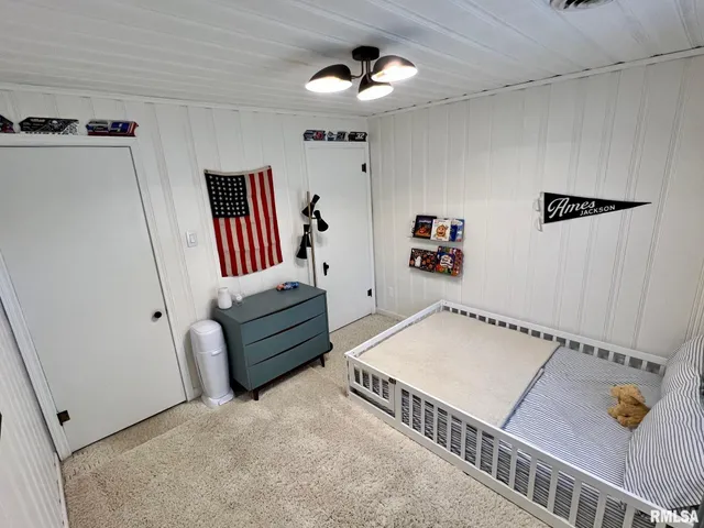 $130,000 | 107 East Michigan Avenue, Jacksonville, IL 62650