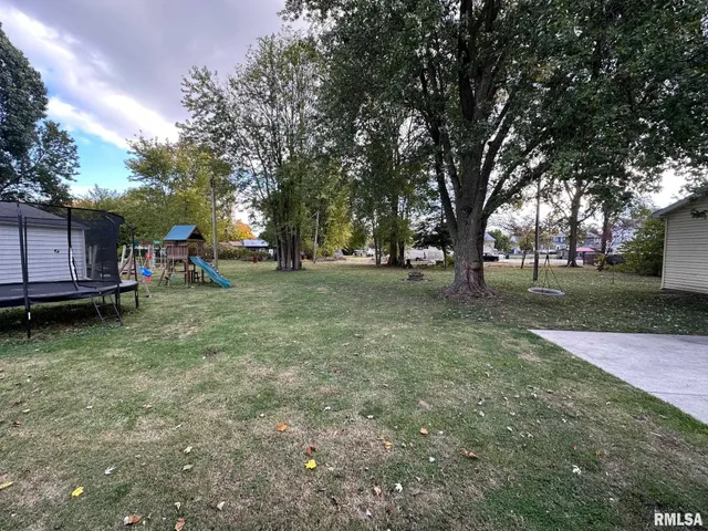 $130,000 | 107 East Michigan Avenue, Jacksonville, IL 62650