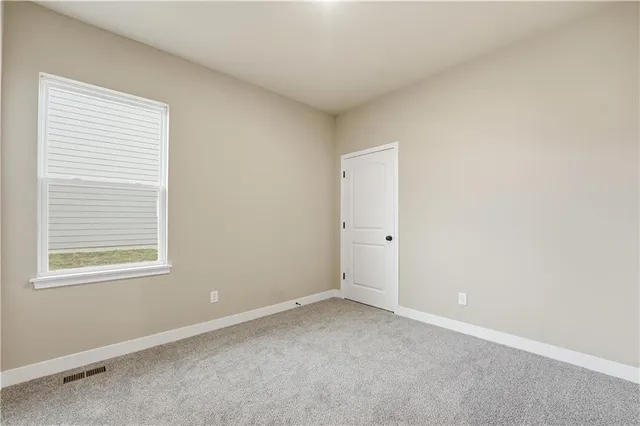 $337,852 | 12428 South Aspen Lane, Lee's Summit, MO 64086