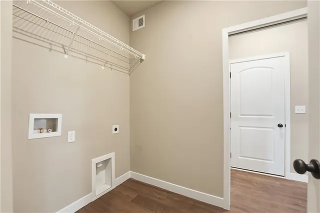 $337,852 | 12428 South Aspen Lane, Lee's Summit, MO 64086