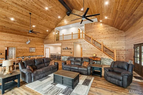 $4,299,000 | 13285 Highway 45, New Burnside, IL 62967