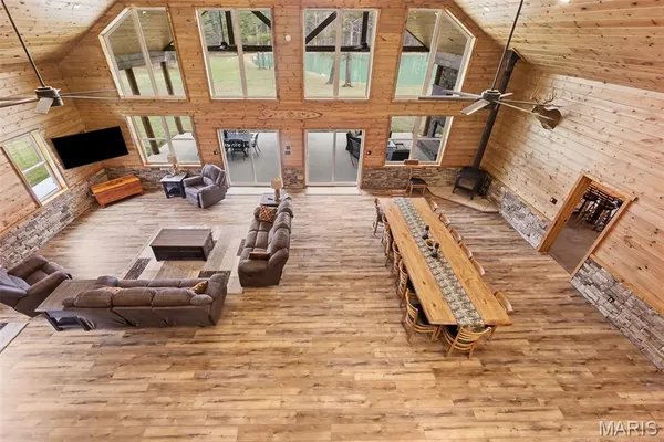 $4,299,000 | 13285 Highway 45, New Burnside, IL 62967