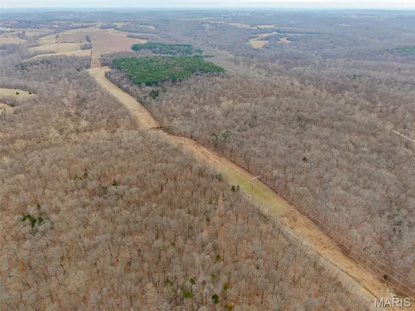 $4,299,000 | 13285 Highway 45, New Burnside, IL 62967