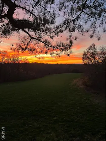 $4,299,000 | 13285 Highway 45, New Burnside, IL 62967