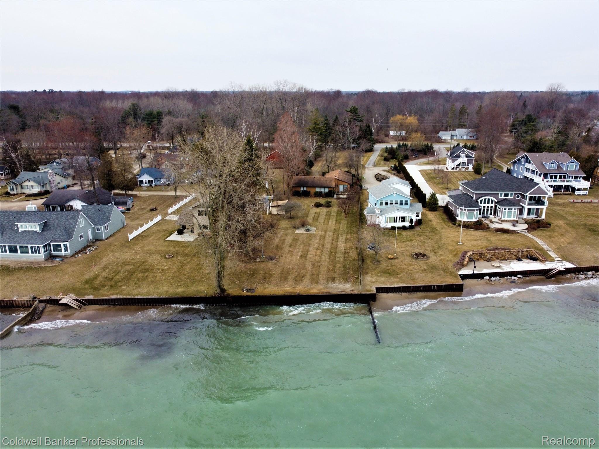 8309 Lakeshore Road Lexington, MI 48450 - Photo 9 of 39 Drone Lexington 3.jpg
