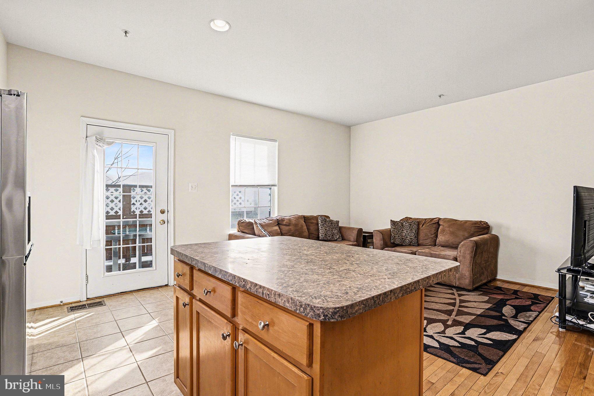 9713 Luguna Road Baltimore, MD 21220 - Photo 13 of 37