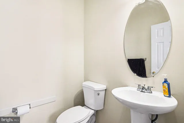 $359,900 | 9713 Luguna Road, Baltimore, MD 21220