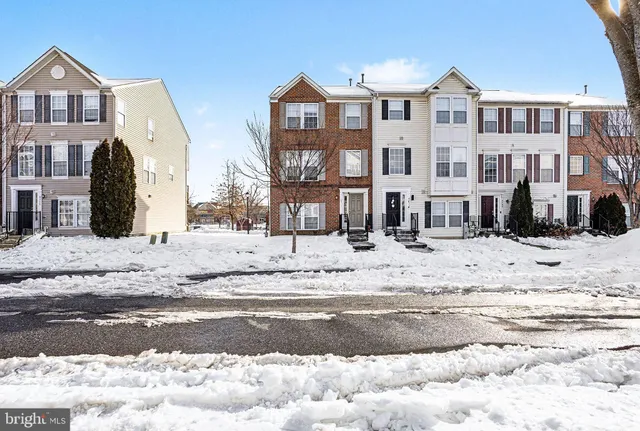 $359,900 | 9713 Luguna Road, Baltimore, MD 21220