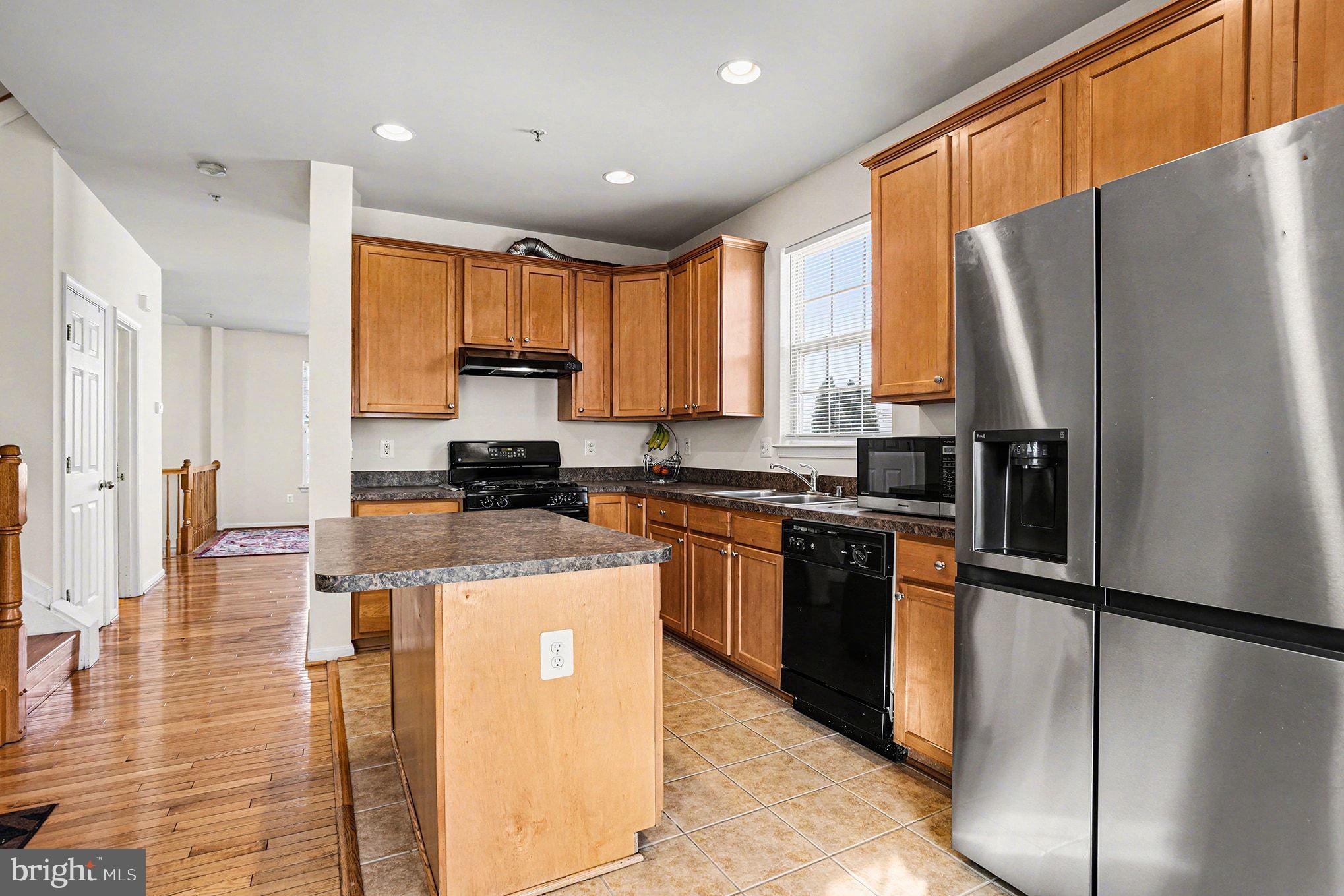 9713 Luguna Road Baltimore, MD 21220 - Photo 9 of 37