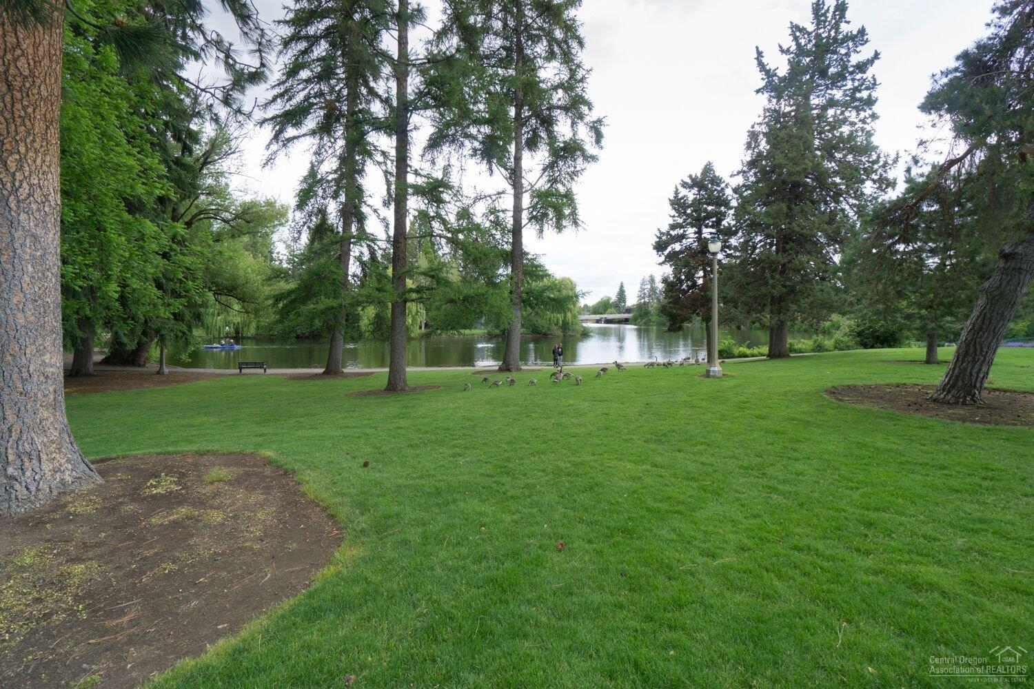 924 Northwest Riverside Boulevard Bend, OR 97703 - Photo 15 of 17 Additional Photo