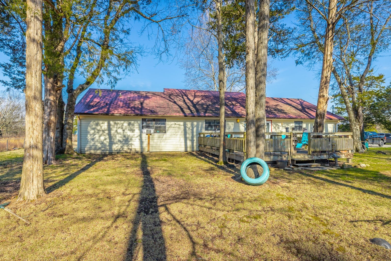 2582 East Valley Road Jasper, TN 37347 - Photo 6 of 17