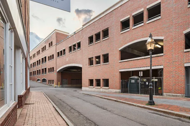 $2,300,000 | 20 Ladd Street, Unit K, Portsmouth, NH 03801