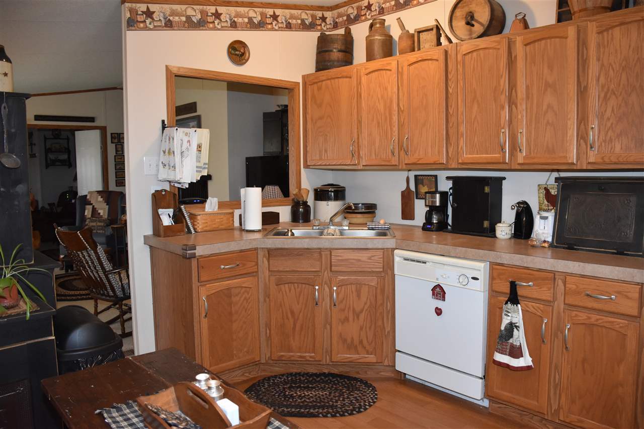 147 Emery Road Washington, VT 05675 - Photo 2 of 19