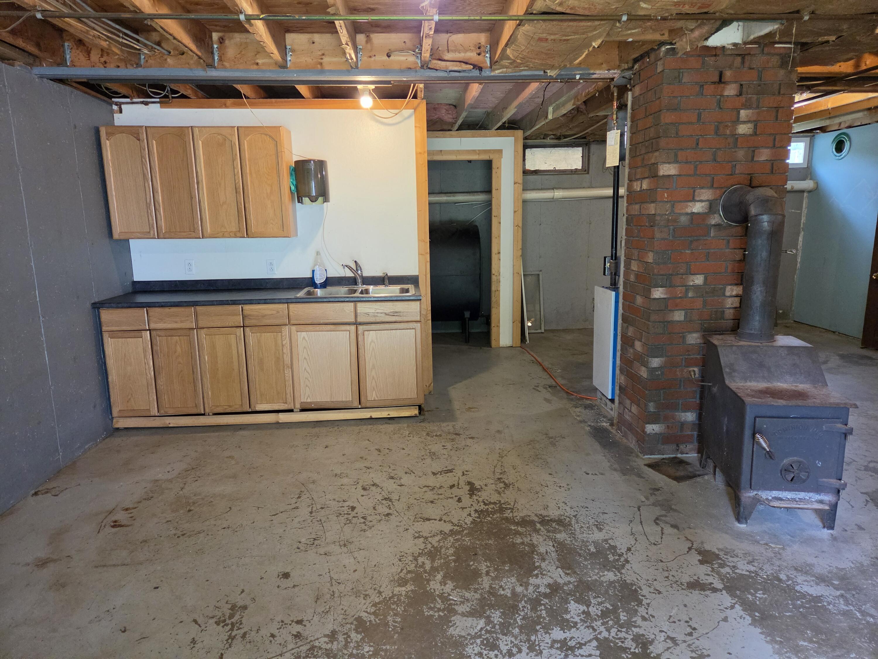 401 River Road Livermore, ME 04253 - Photo 35 of 61 20260920_114135