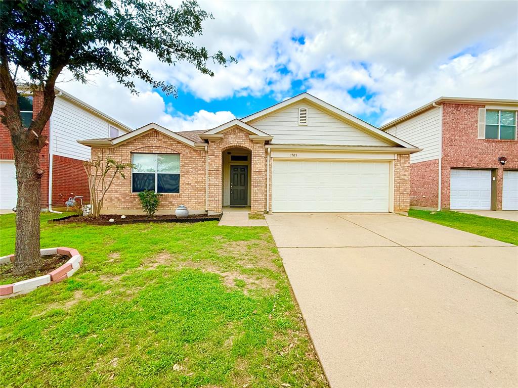 1705 Desperado Road Fort Worth, TX 76131 - Photo 1 of 20
