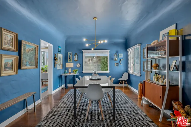 $2,189,000 | 420 North Orange Drive, Los Angeles, CA 90036