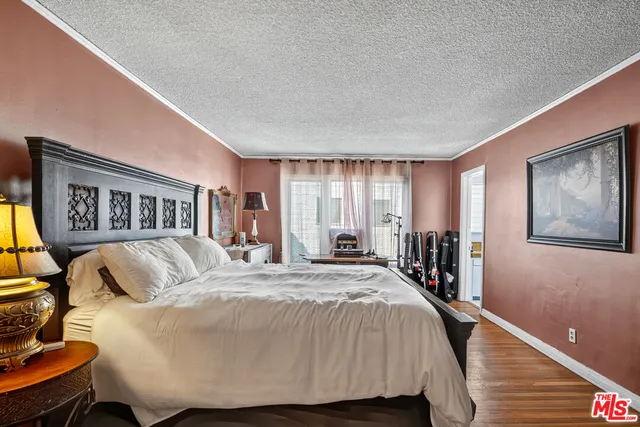 $2,189,000 | 420 North Orange Drive, Los Angeles, CA 90036