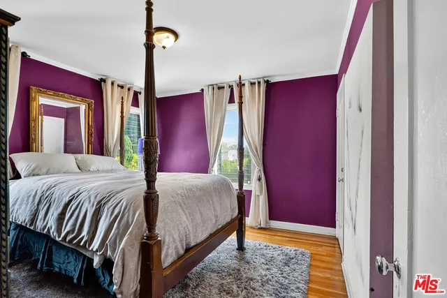 $2,189,000 | 420 North Orange Drive, Los Angeles, CA 90036