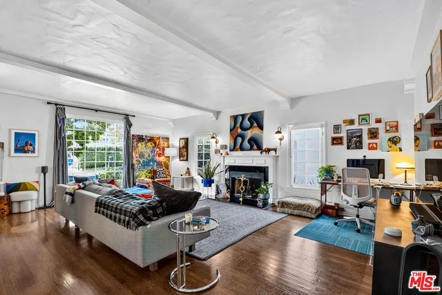 $2,189,000 | 420 North Orange Drive, Los Angeles, CA 90036