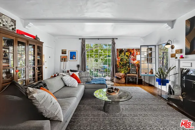 $2,189,000 | 420 North Orange Drive, Los Angeles, CA 90036