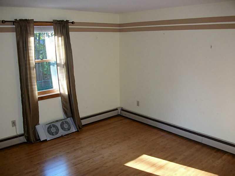 39 Fenton Way Bangor, ME 04401 - Photo 18 of 27 Bedroom.
