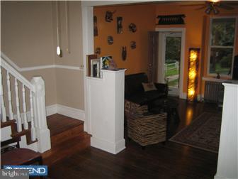 3553 Retta Street Philadelphia, PA 19128 - Photo 5 of 12 Family Room