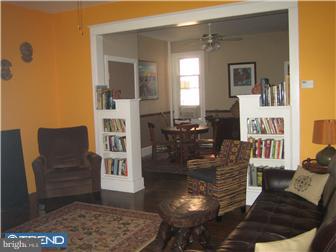 3553 Retta Street Philadelphia, PA 19128 - Photo 6 of 12 Family Room