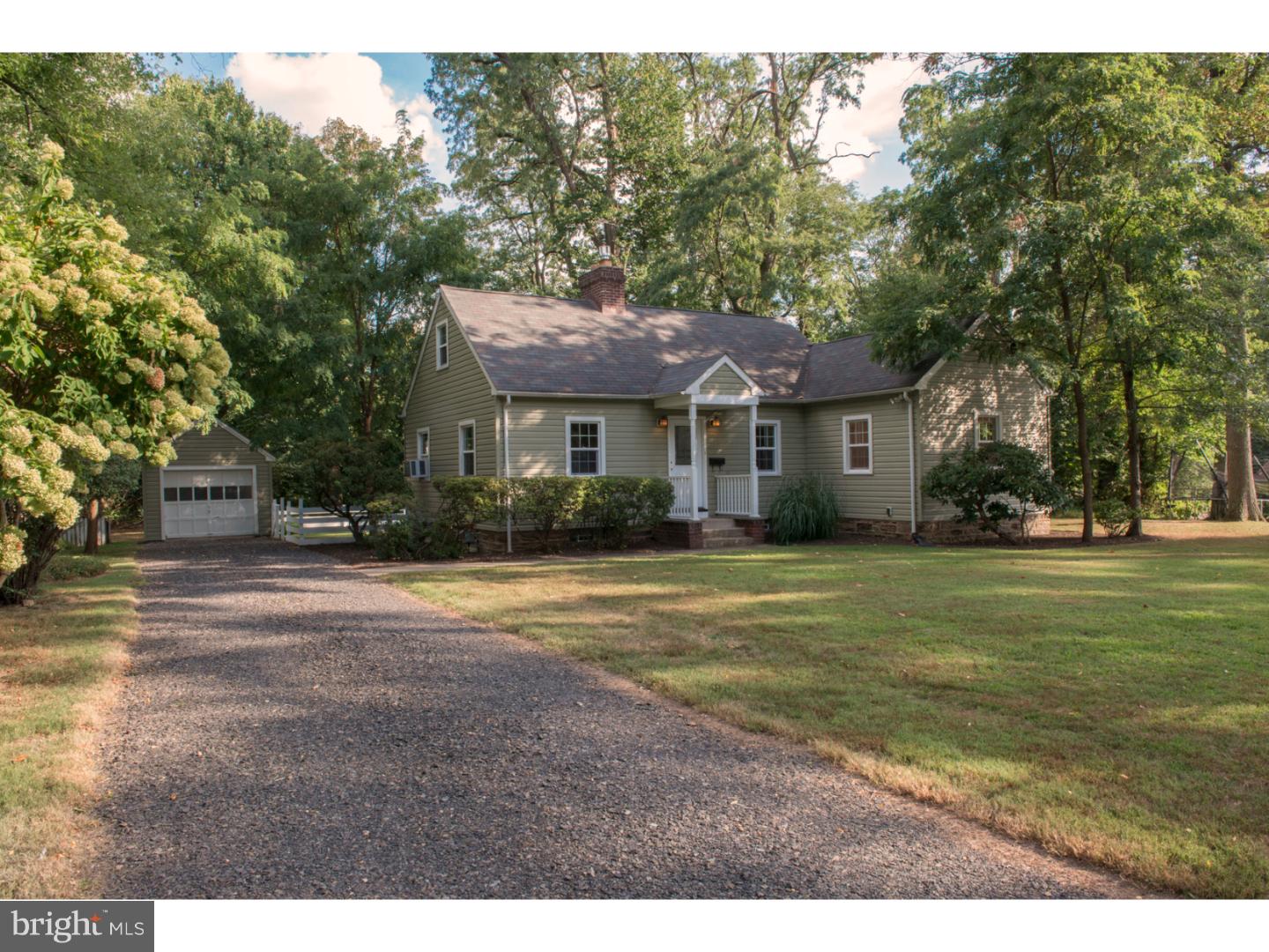 925 Gilbert Road Cheltenham, PA 19012 - Photo 1 of 18