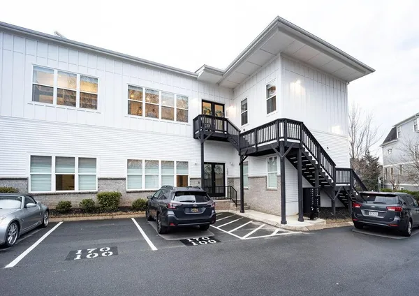 $539,900 | 170 Fowler Street, Unit 200, Woodstock, GA 30188