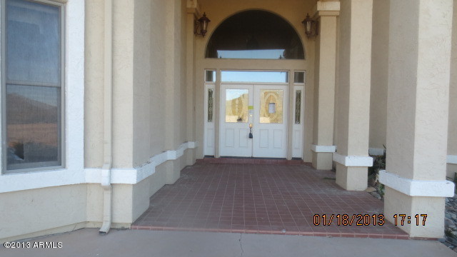 2527 East Joy Ranch Road Cave Creek, AZ 85331 - Photo 2 of 34 Come In!