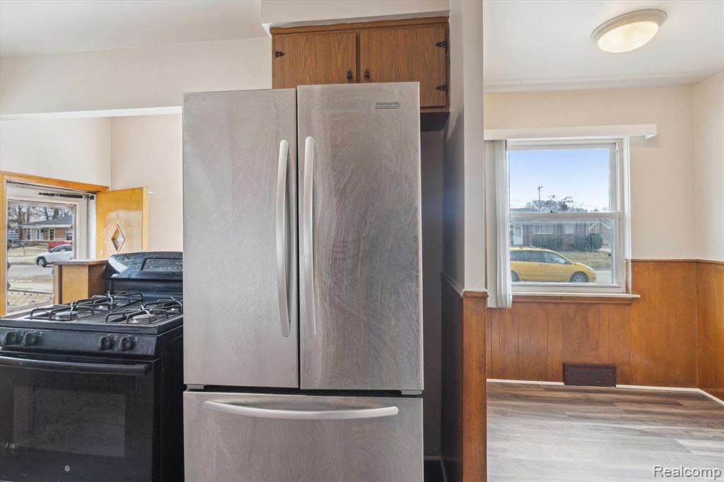 3309 Rome Avenue Warren, MI 48091 - Photo 12 of 35