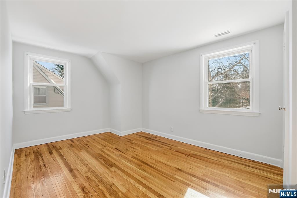 371 Gilbert Street, Unit 2 Ridgewood, NJ 07450 - Photo 8 of 13