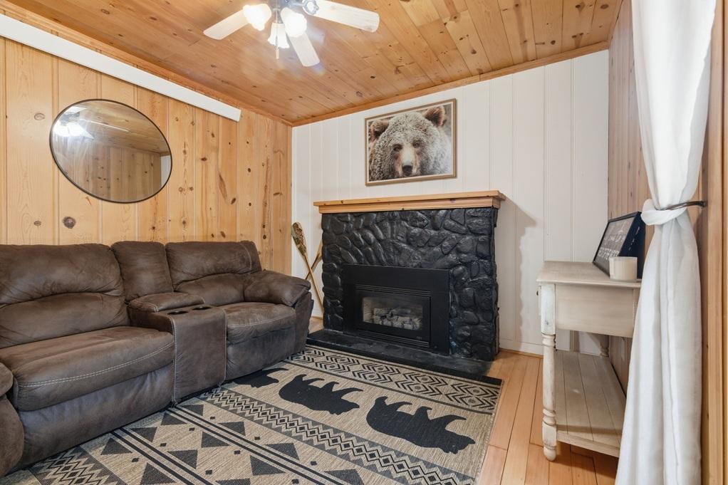 5496 Sibley Lake Road Southwest Pequot Lakes, MN 56472 - Photo 13 of 25