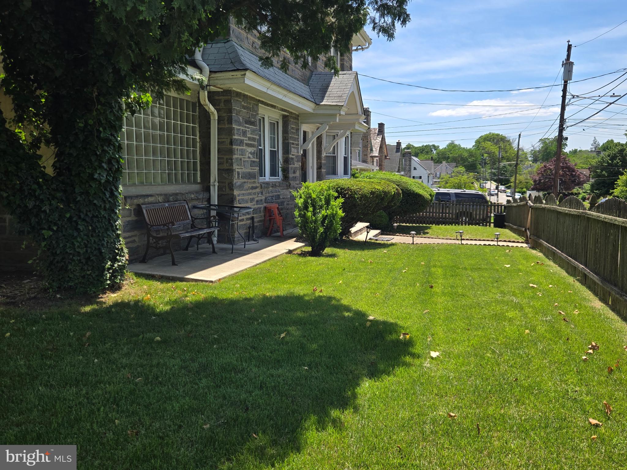 1806 Garrett Road Lansdowne, PA 19050 - Photo 3 of 16