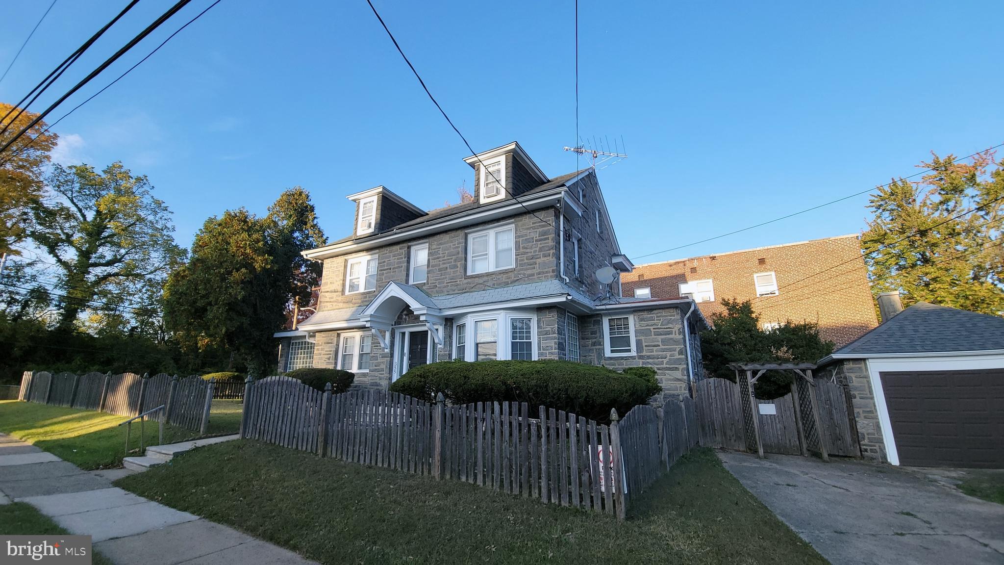 1806 Garrett Road Lansdowne, PA 19050 - Photo 4 of 16