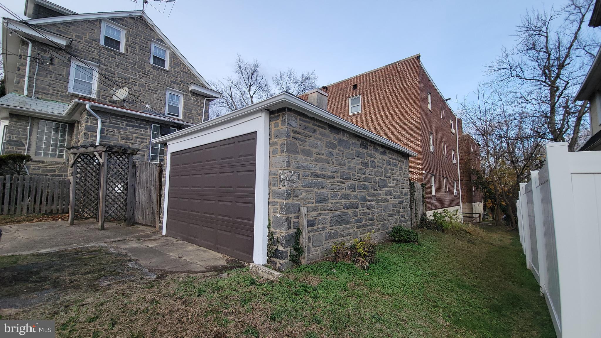 1806 Garrett Road Lansdowne, PA 19050 - Photo 5 of 16
