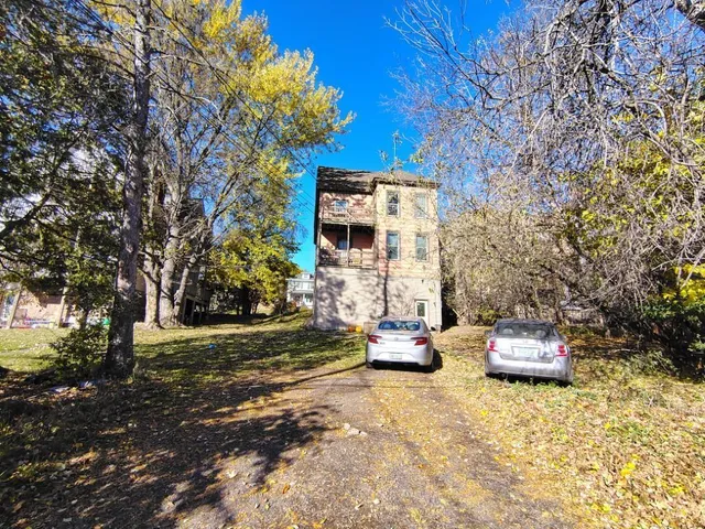 $299,900 | 1520 East 3rd Street, Duluth, MN 55812