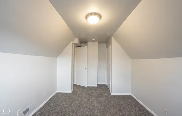 $209,000 | 632 South State Street, Greenfield, IN 46140