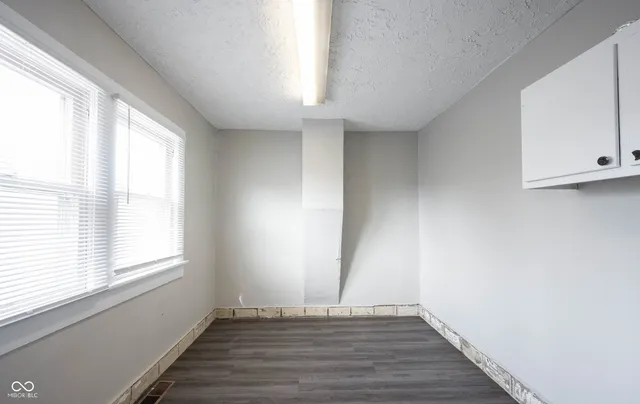 $209,000 | 632 South State Street, Greenfield, IN 46140