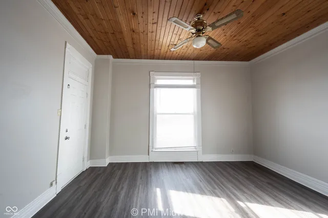 $209,000 | 632 South State Street, Greenfield, IN 46140