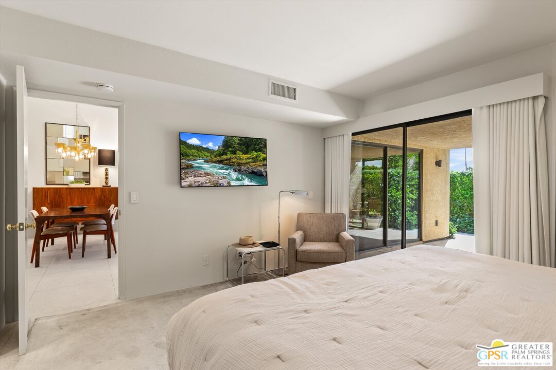 200 East Racquet Club Road, Unit 8 Palm Springs, CA 92262 - Photo 14 of 32 Gallery Image 14