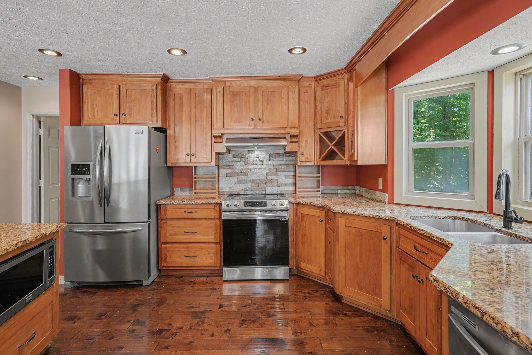 2275 Hanestown Road Westmoreland, TN 37186 - Photo 8 of 34