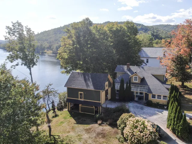 $280,000 | 1359 Highway 2, Rumford, ME 04276