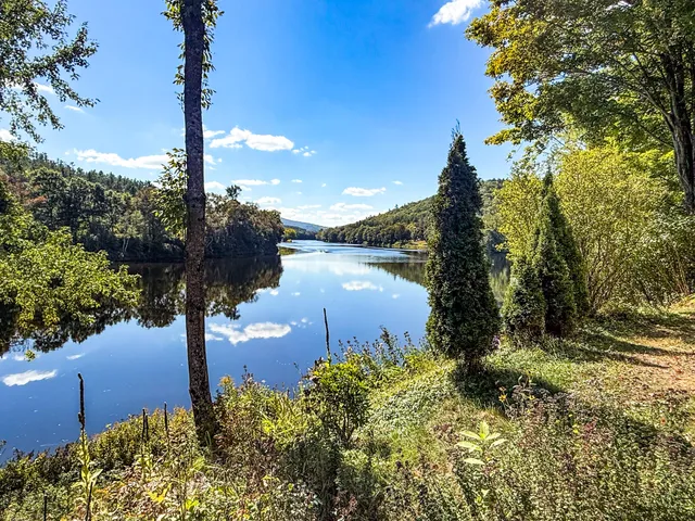 $280,000 | 1359 Highway 2, Rumford, ME 04276