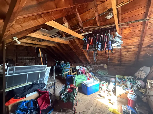 $280,000 | 1359 Highway 2, Rumford, ME 04276