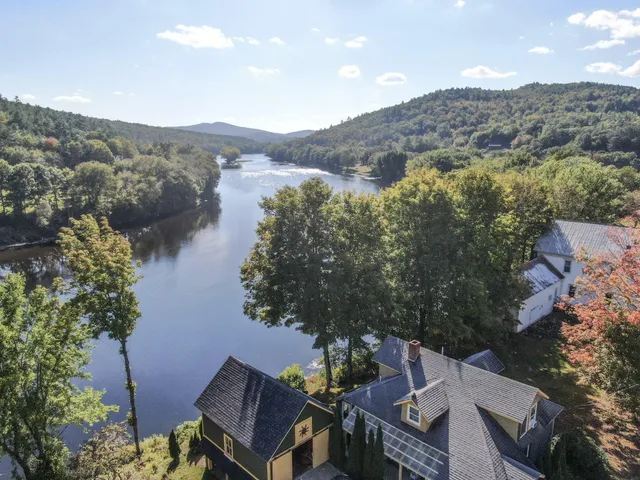 $280,000 | 1359 Highway 2, Rumford, ME 04276