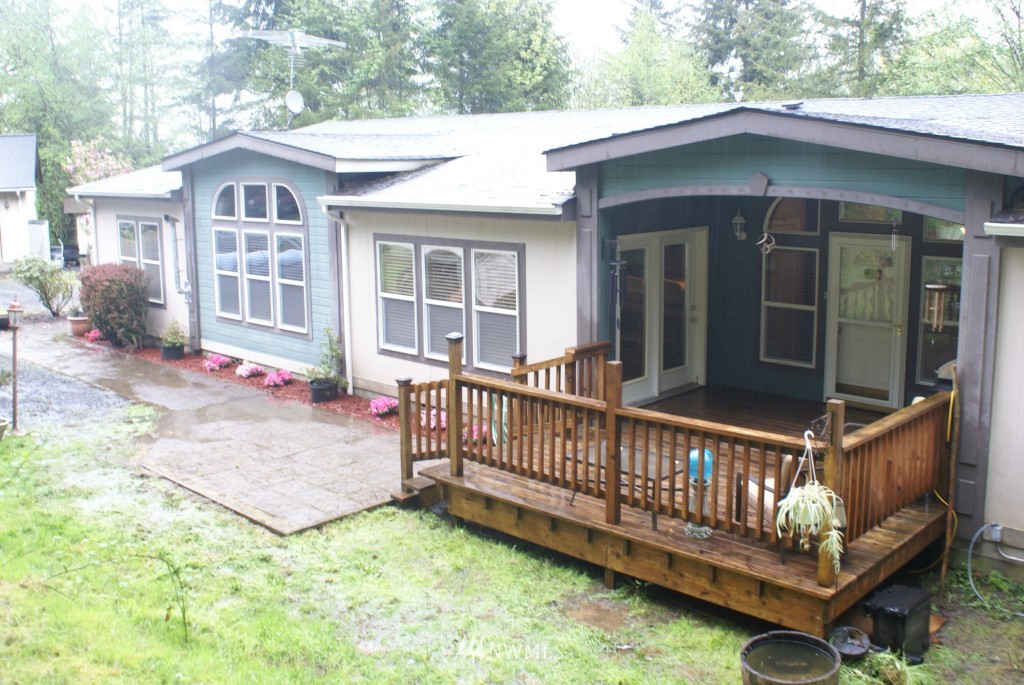 185 Estes Road Castle Rock, WA 98611 - Photo 1 of 23 Gallery Image 1